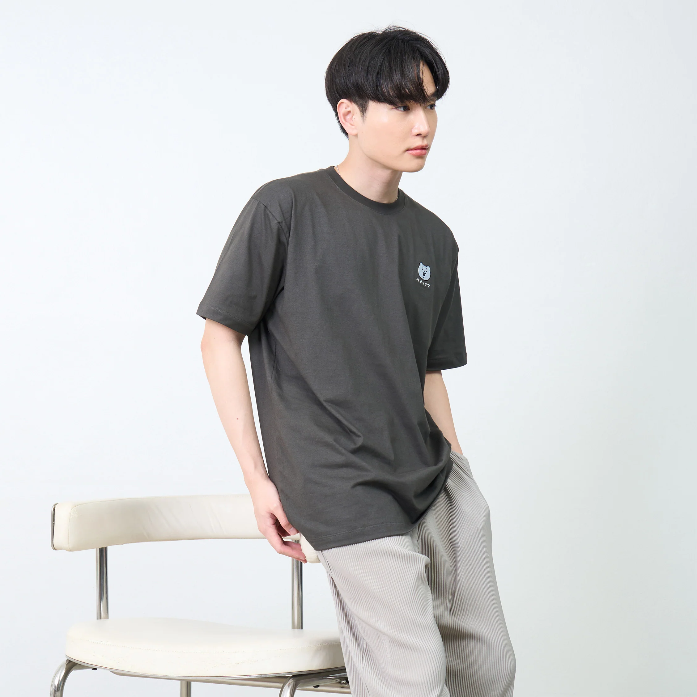 Betakkuma Wanted T-shirt [Dark Grey] - Image 3