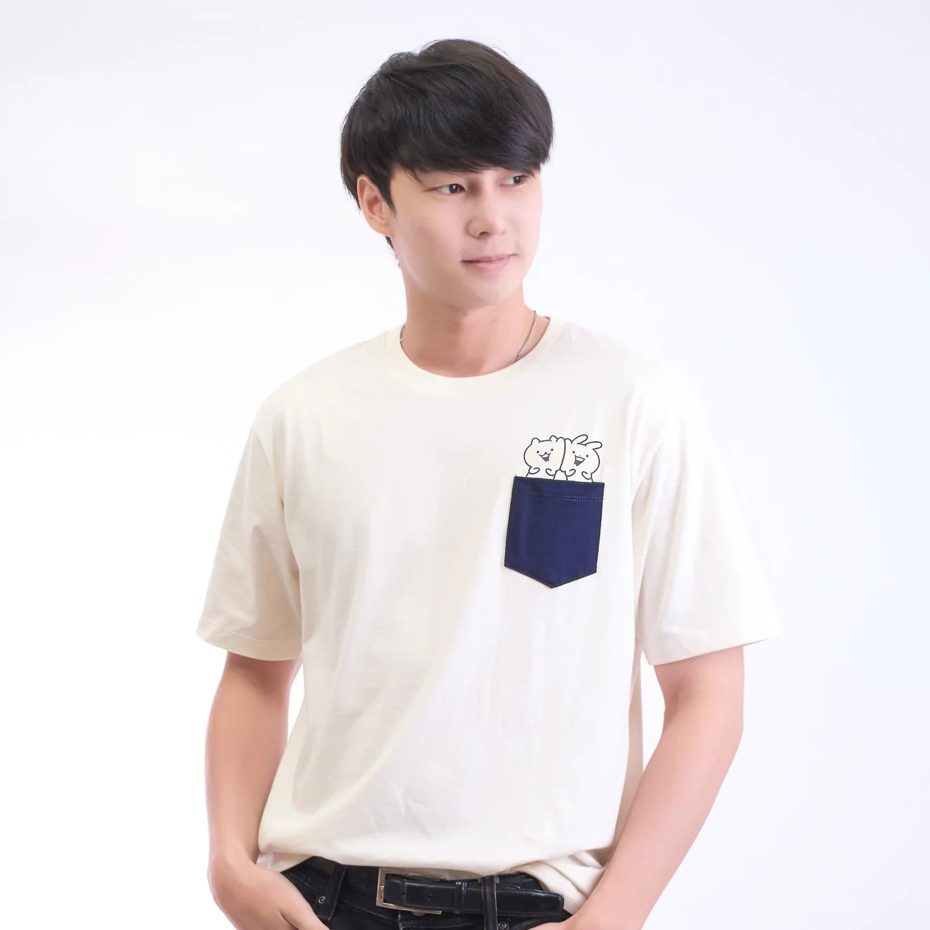 T-Shirt Usagyuuun Duo Navy - Image 3
