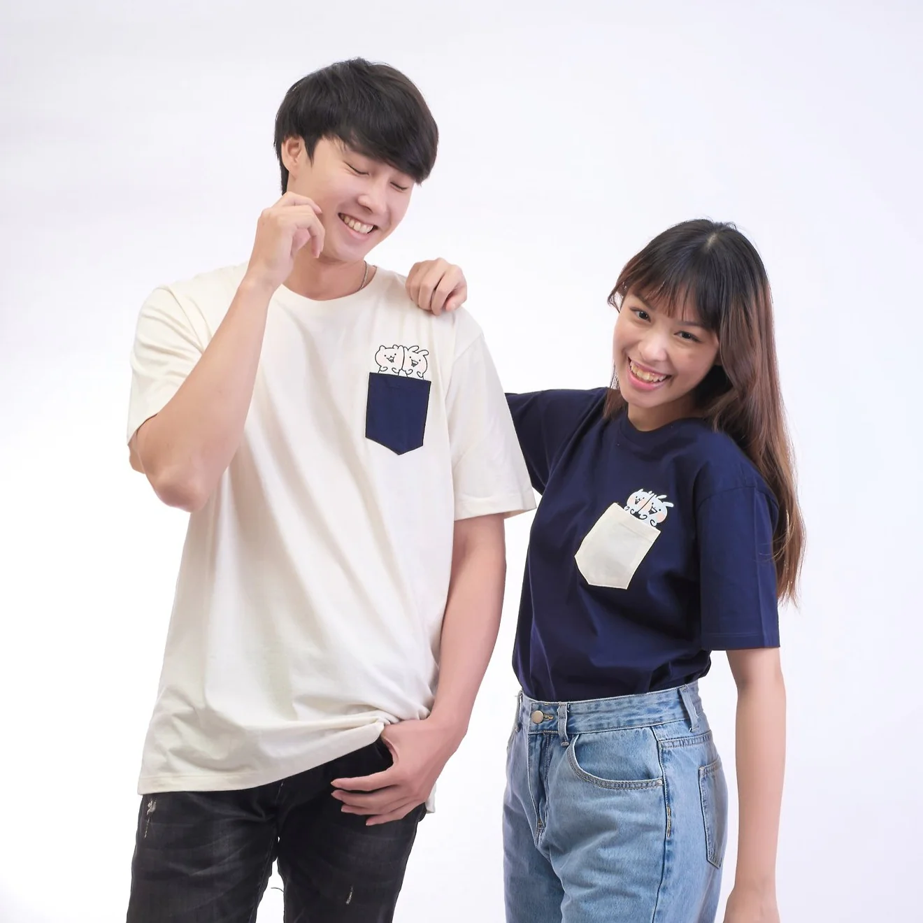 T-Shirt Usagyuuun Duo Navy - Image 6